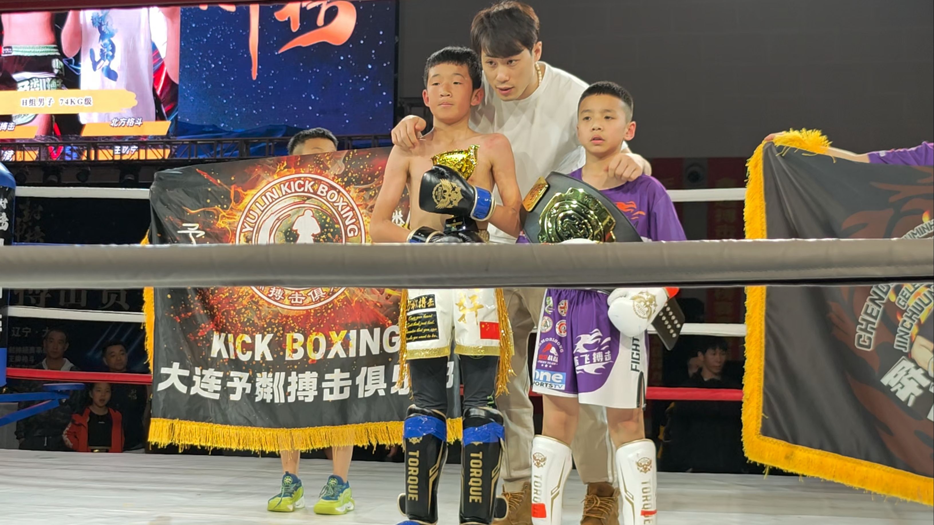 UFC总决赛焦点战：东海麒麟队强势横扫北城旋风队，新星闪耀。观赏性拉满的简单介绍-开元官方网址
