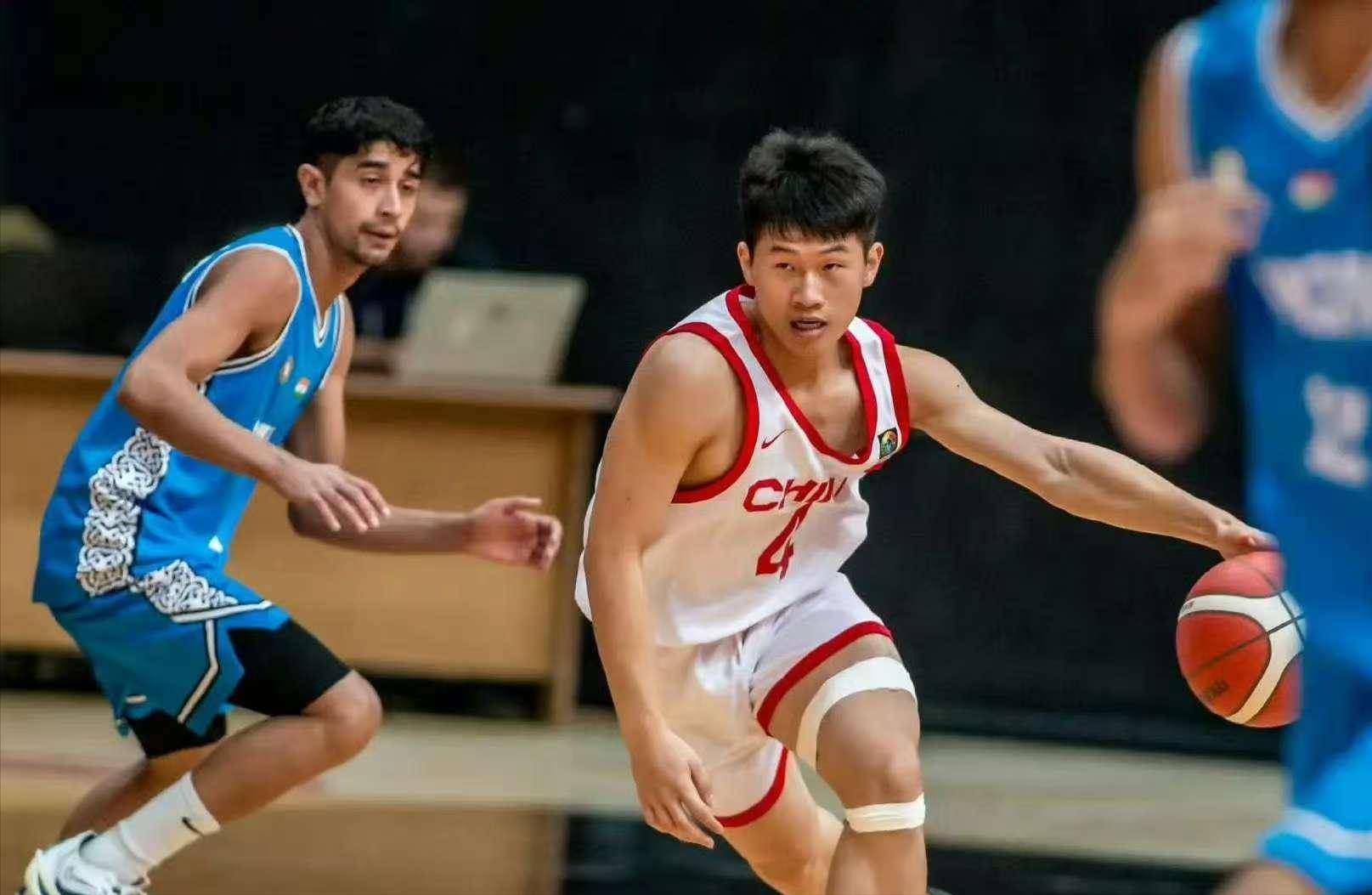 集结日广东宏远调整名单以备欧篮联；手感冰凉环节打磨；气氛紧张；医务组通报恢复的简单介绍