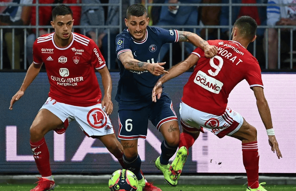 里尔迎法甲关键赛,加时末段迎来里程碑,底气十足,年轻球员得到机会的简单介绍 里尔迎法甲关键赛,加时末段迎来里程碑,底气十足,年轻球员得到机会的简单介绍