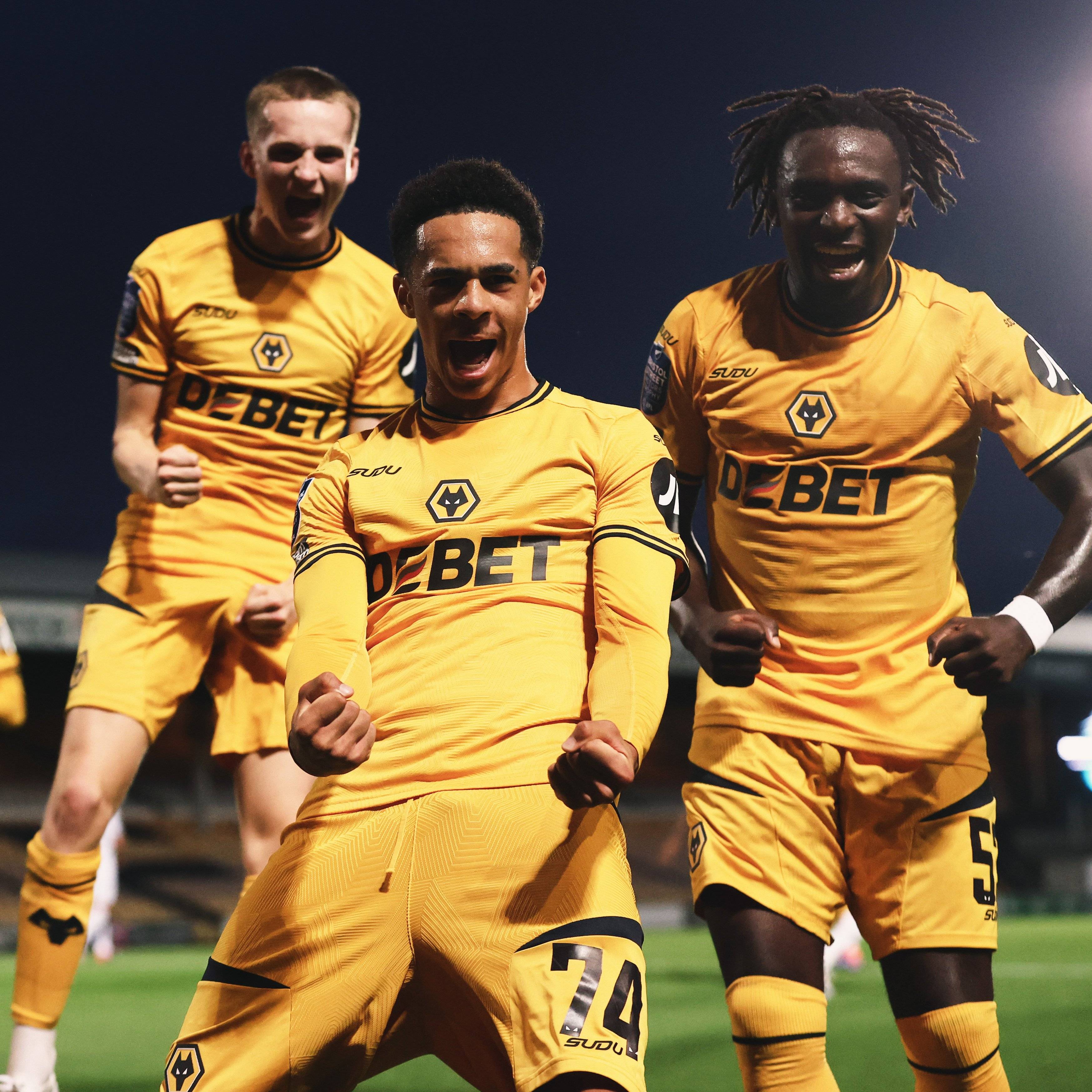 包含转折点西汉姆主帅复盘，足总杯加时末段攻防权衡，气氛紧张，团队化学反应显著的词条-开元官方网址